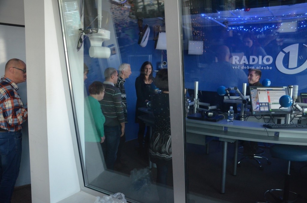 radio1_1